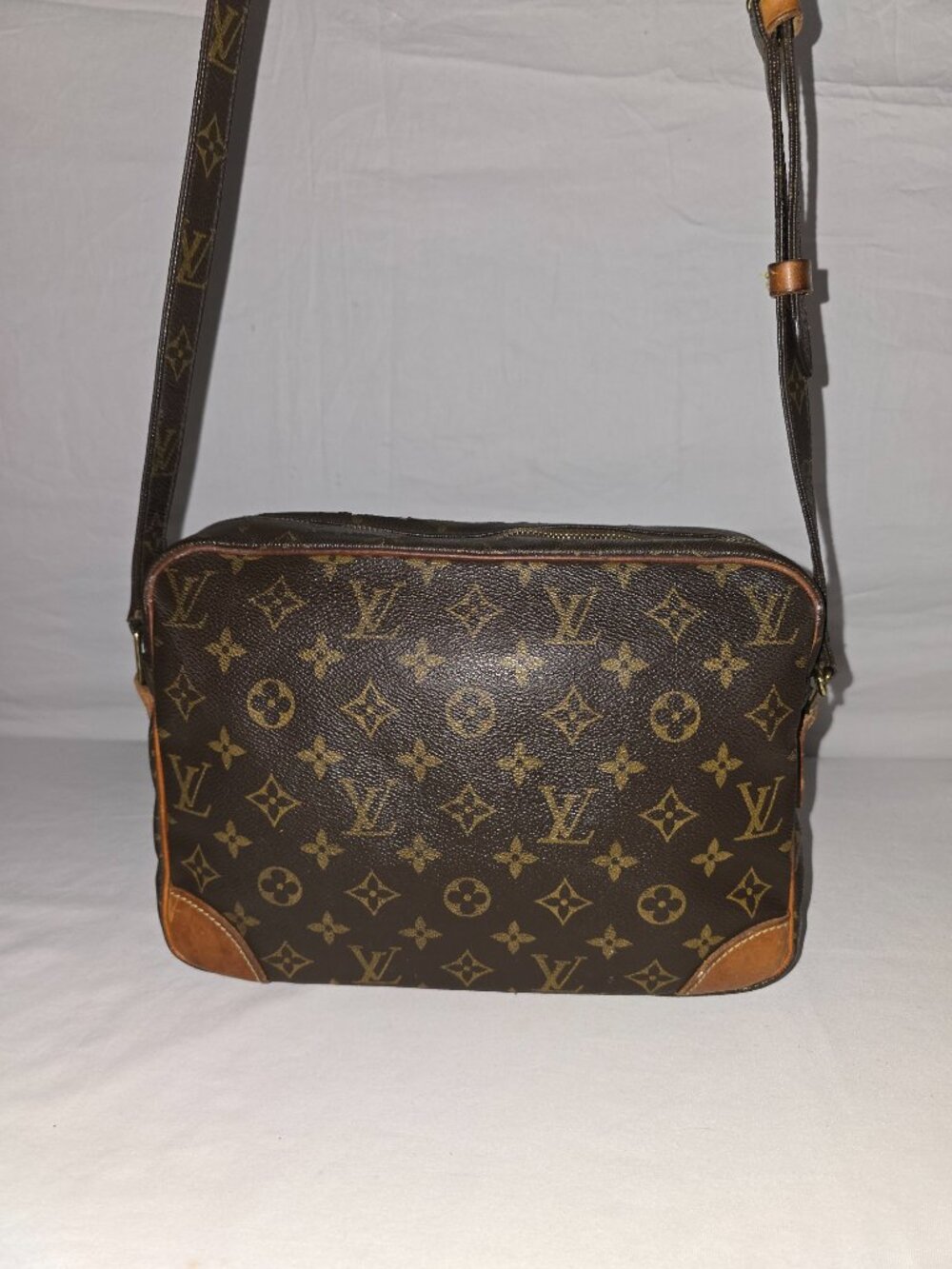 Vtg Louis Vuitton Nil Monogram Canvas Reporter Shoulder Bag Authentic AS IS - Picture 4 of 16
